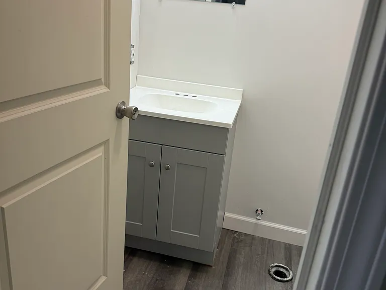 14 W Bluff St #18 — Photo 6