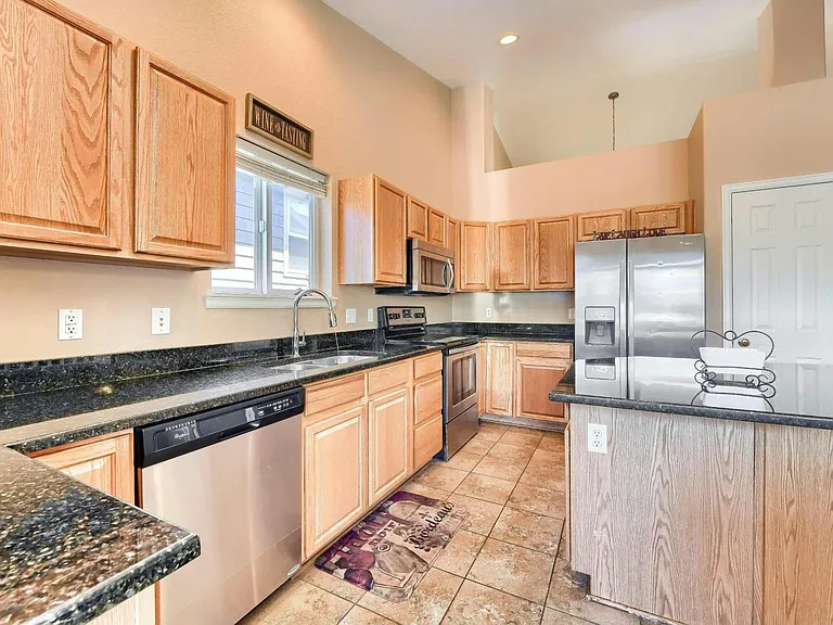 13685 Cook St — Photo 18