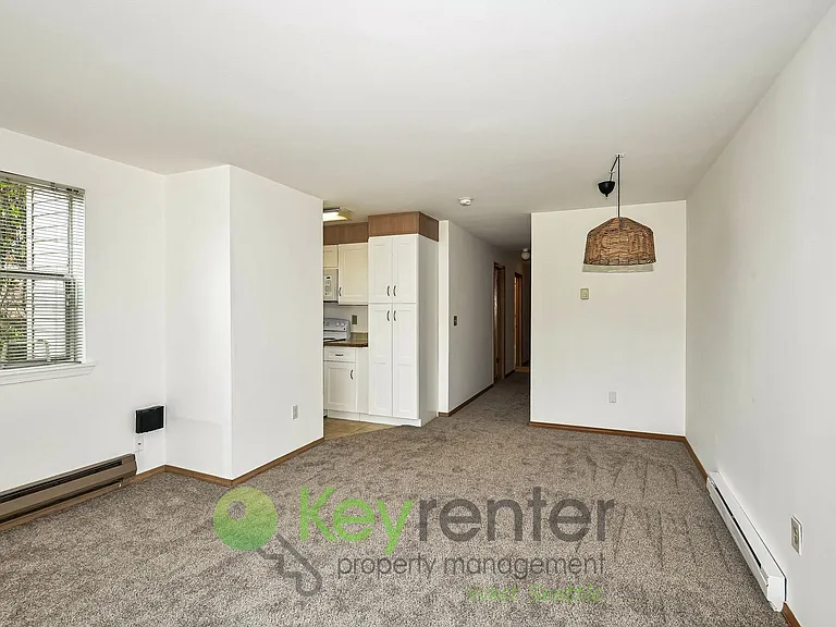 6042 Fauntleroy Way SW — Photo 5
