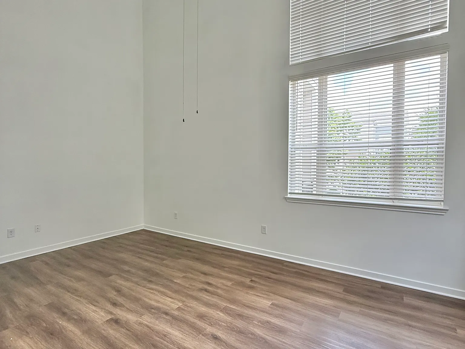 3 bed, 1518 sqft, $2,947 — Photo 2