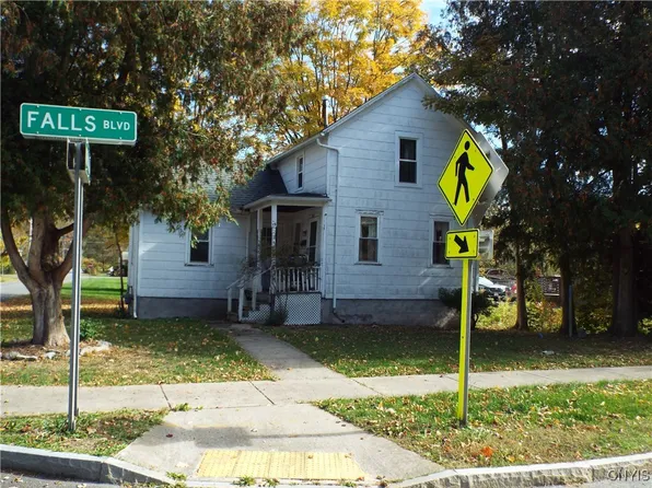 301 Falls Blvd, Chittenango, NY 13037
