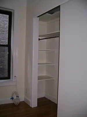 Rented by Frank Valvo Real Estate | media 35