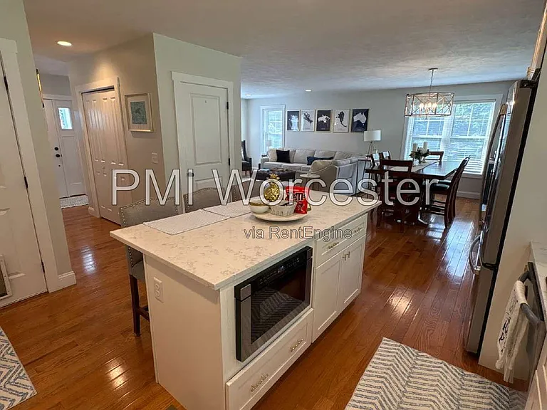 18 Lake Ave — Photo 24