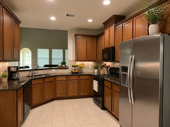 4th image of 7107 Ironwood Forest Dr
