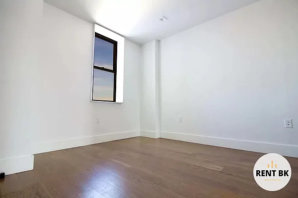 Rented by RENTBK LLC | media 4