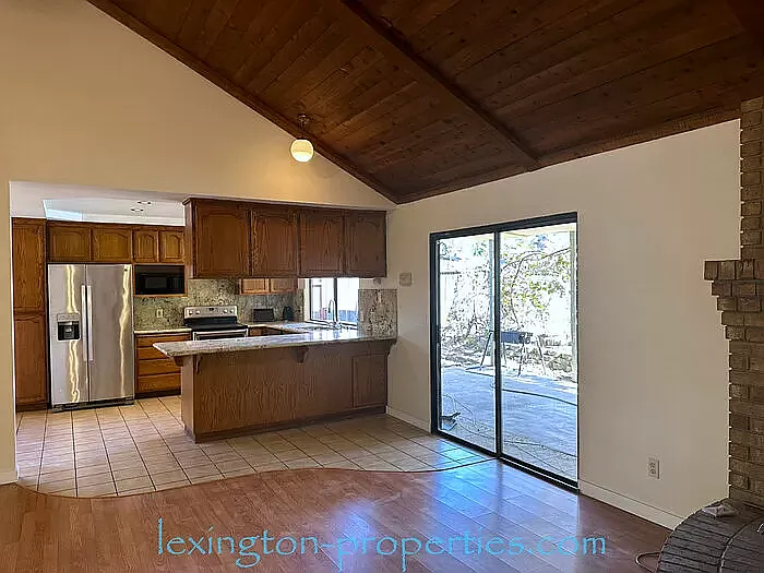 7024 Allenwood Ct — Photo 18