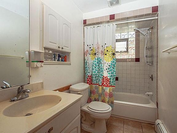 4th image of 5210 W Ainslie St #1