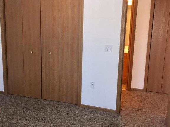 3rd image of 2405 Berkshire Dr APT 22