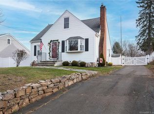 52 Alps Rd, Branford, CT 06405