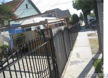 5th image of 1541 E 33rd St