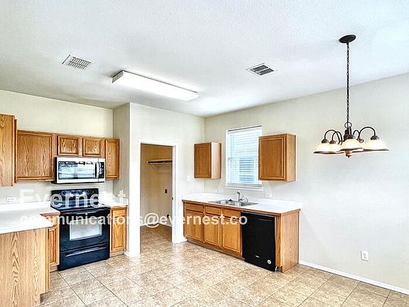 2nd image of 11569 Petunia Dr