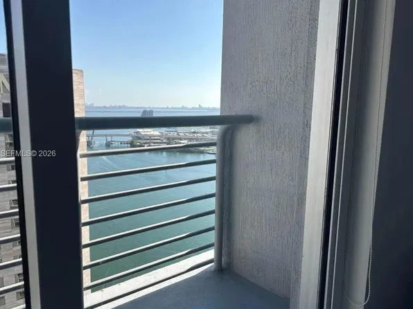 335 S Biscayne Blvd, Miami, FL