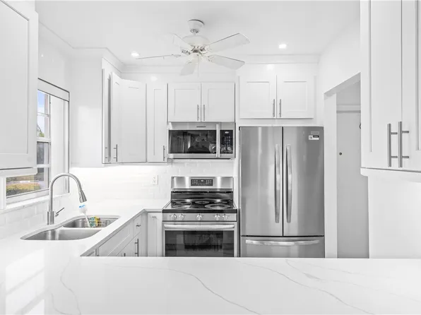 57 Woodland Dr APT 101, Vero Beach, FL 32962