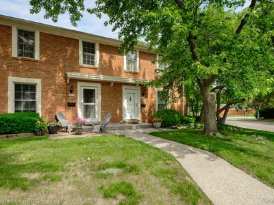 6908 W New Providence Way, Canton, MI, 48187