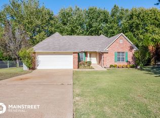 7440 Holly Grove Dr, Olive Branch, MS 38654