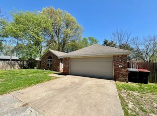 198 Carma Ln, Springdale, AR 72764