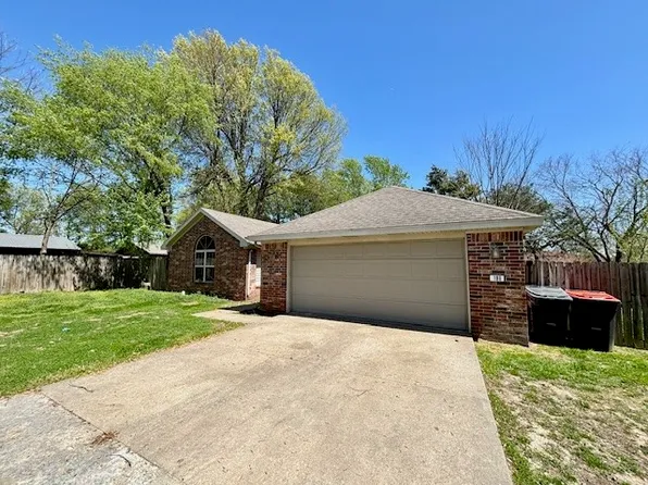 198 Carma Ln, Springdale, AR 72764