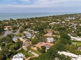 2545 Lantern Ln, Naples, FL 34102