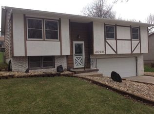 2066 Clifford St, Dubuque, IA 52002