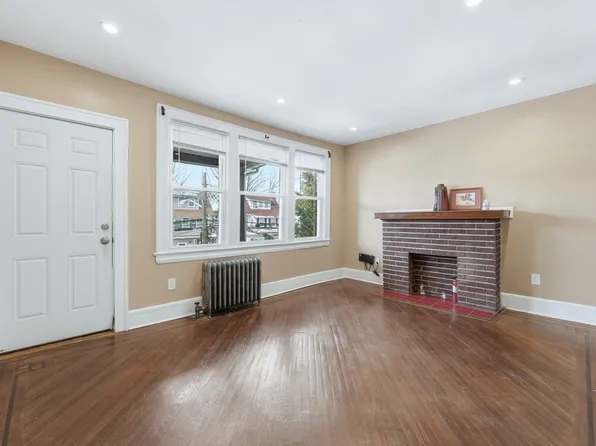 70 Cedar Ave Floor 2, Newark, NJ 07106