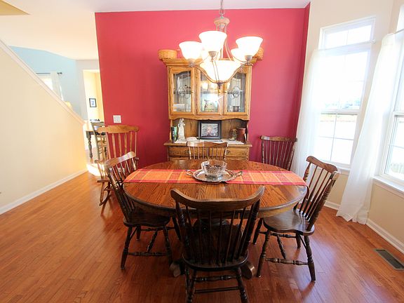 5th image of 3141 Braeburn Ct