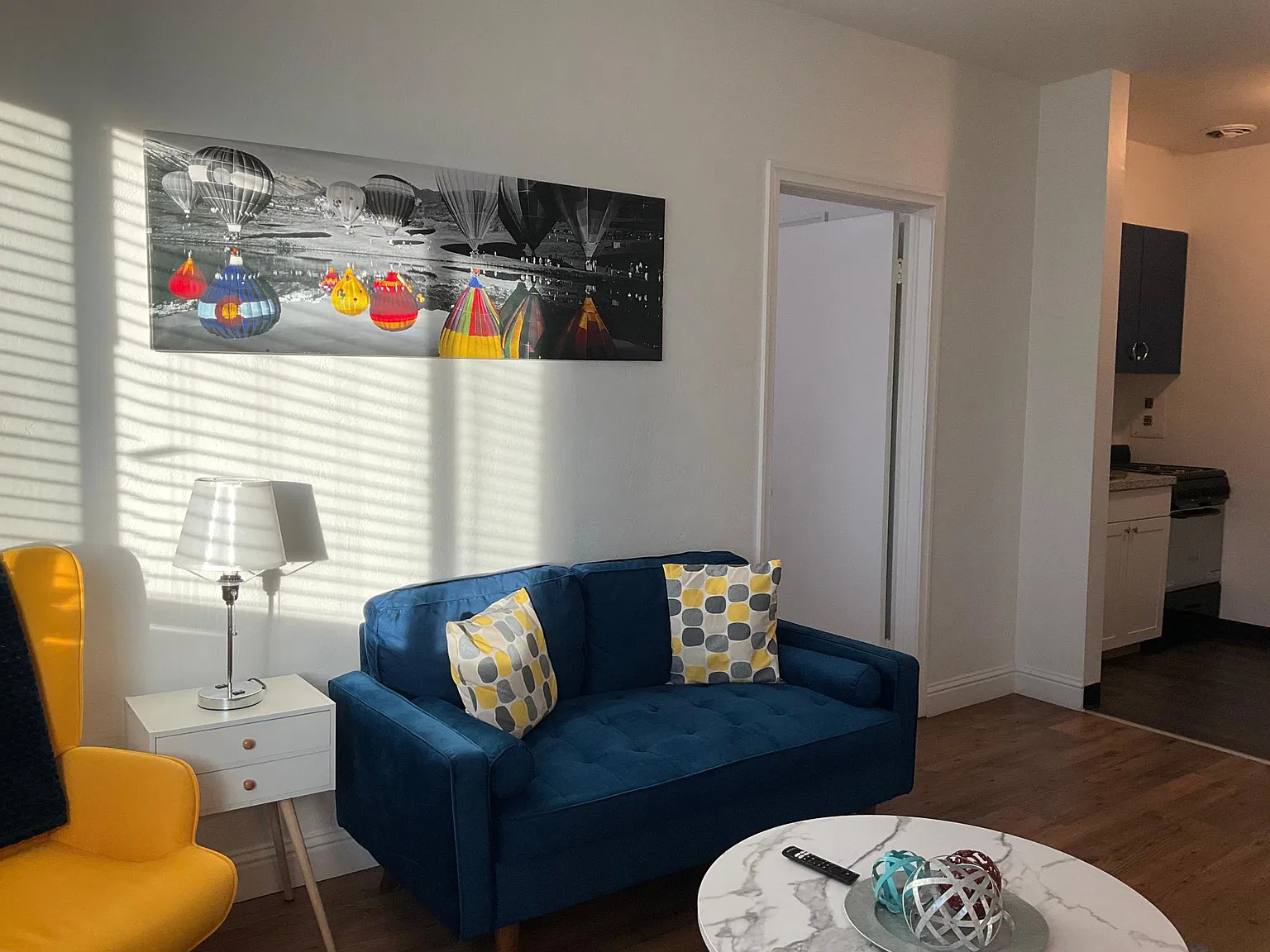 1 bed, 400 sqft, $1,300 — Photo 4