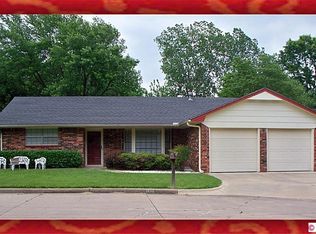 1752 SE Orchard Ln, Bartlesville, OK 74006
