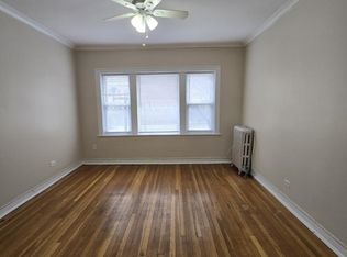 7755 N Sheridan Rd #2, Chicago, IL 60626
