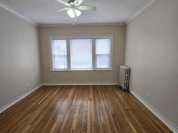 7755 N Sheridan Rd #2, Chicago, IL 60626