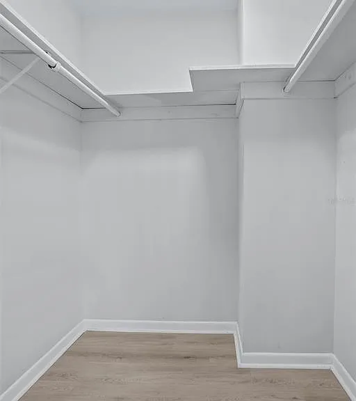 812 W Warren Ave — Photo 10