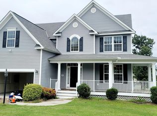 22090 Lake Jordan Dr, North Dinwiddie, VA 23803