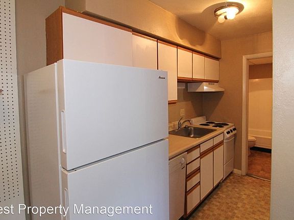 5th image of 914 20th Avenue Pl #8876356