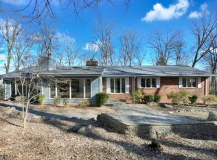 747 Ridge Road Ter, Kinnelon, NJ 07405