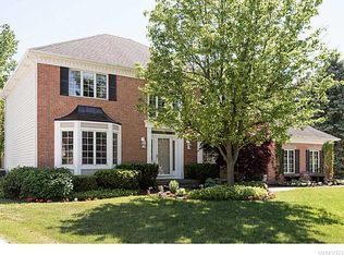 35 Pino Alto Ct, Williamsville, NY 14221