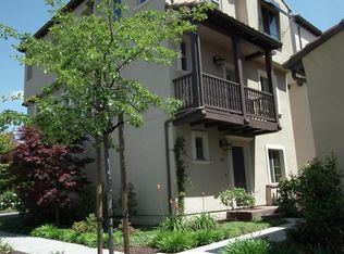 83 Goodman Ln, Milpitas, CA 95035