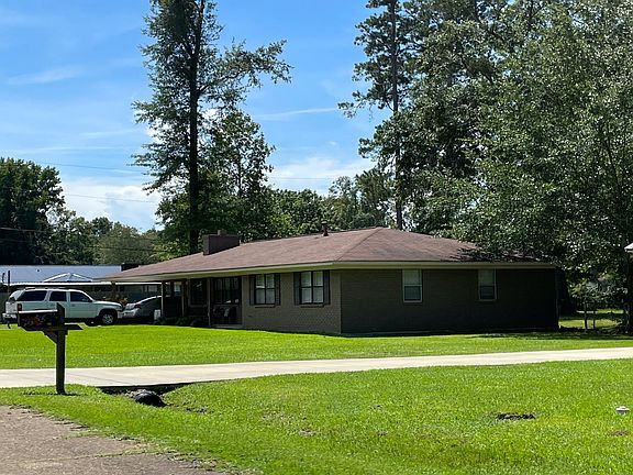 2nd image of 303 Melwood Dr