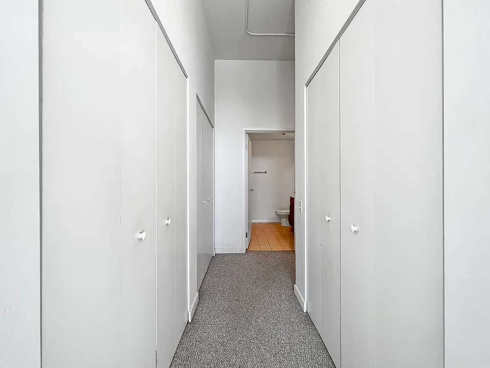 4015 N Milwaukee Ave #505