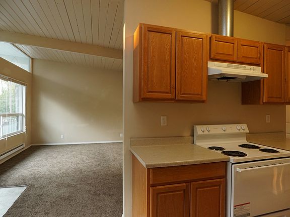 2nd image of 906 Glennwood Ave NE APT 8