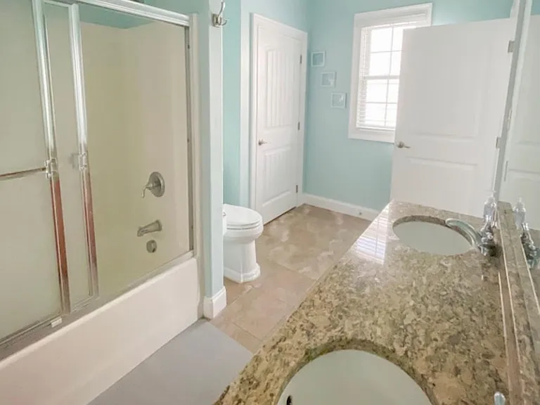 415 E 23rd Ave #100 — Photo 11