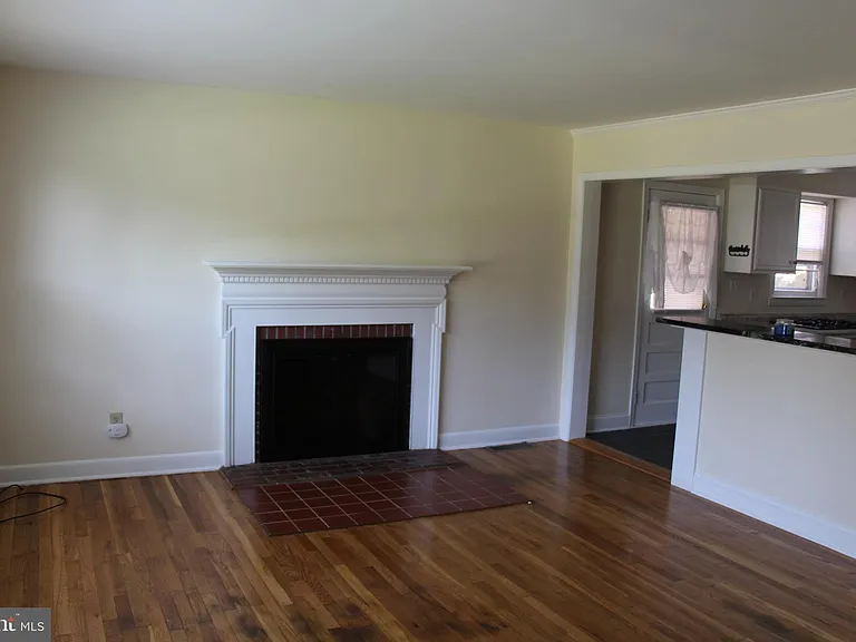 420 N Washington St — Photo 7