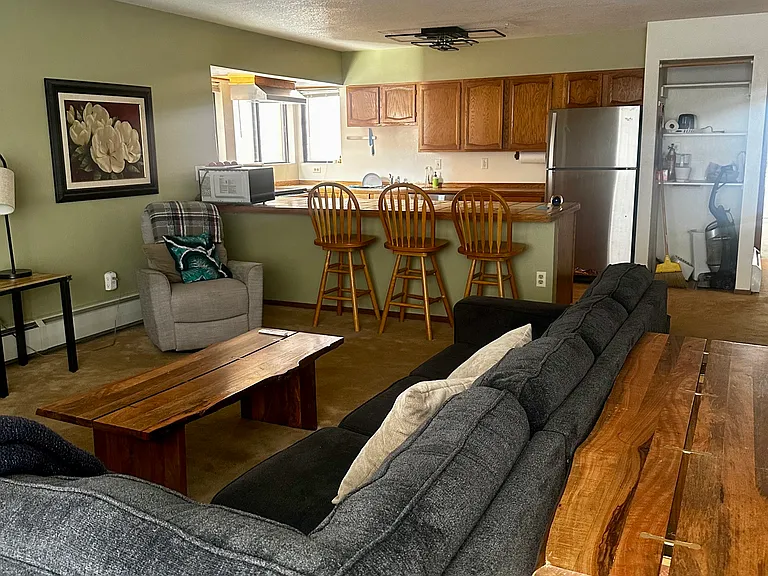 742 Lagoon Dr #B — Photo 16