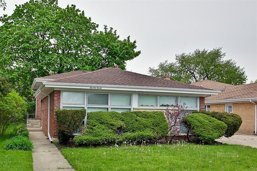 1st image of 7020 N Crawford Ave