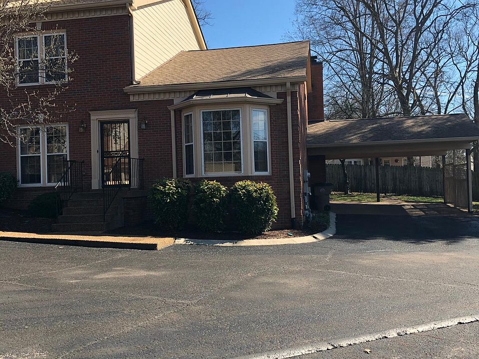 1st image of 9 Sharonwood Dr