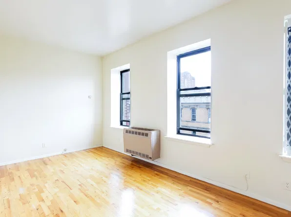 71 W 109th St APT 5A, New York, NY 10025