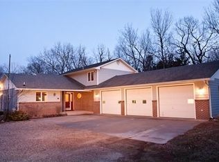 4290 Rebecca Ln, Wamego, KS 66547