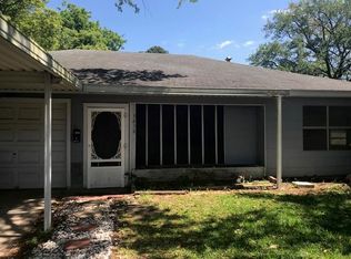 3832 Joplin Ave, Groves, TX 77619