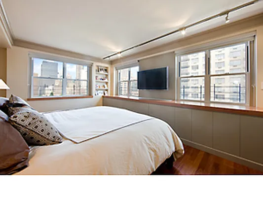 Sold by Corcoran | media 18