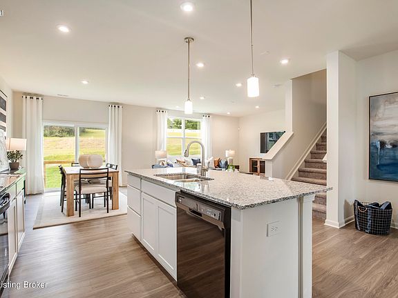 5th image of 3006 Cherry Glen Dr