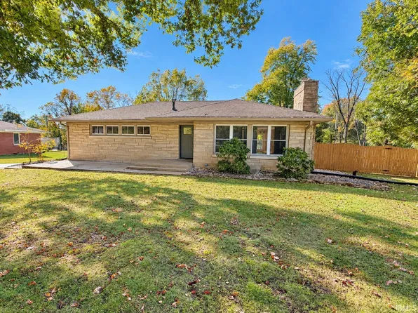 13410 Woodland Ln, Evansville, IN 47725