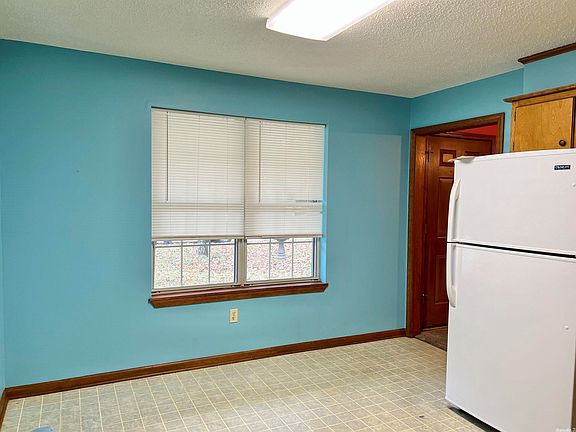 2nd image of 112 Northfield Dr